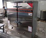 Tủ cơm 24 khay gas TC-G24K được lắp đặt trong khu bếp công nghiệp