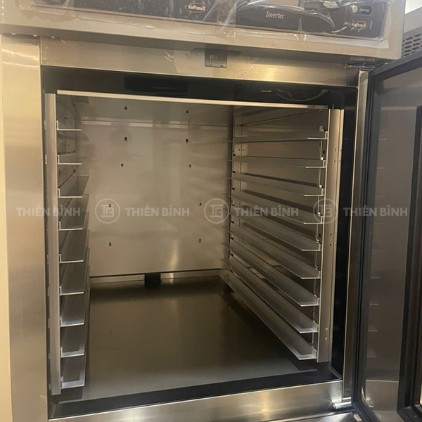 Tủ ủ bột Softmill 36 khay SMDG-INV-2236S - ảnh 5 Khoang bên trên tủ ủ bột Softmill 36 khay SMDG-INV-2236S