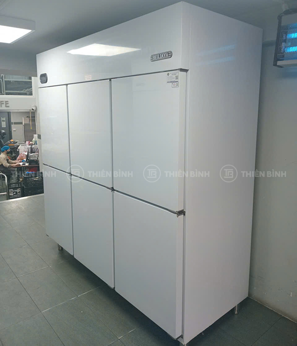 Lắp đặt tủ đông Berjaya BS6DUF/Z