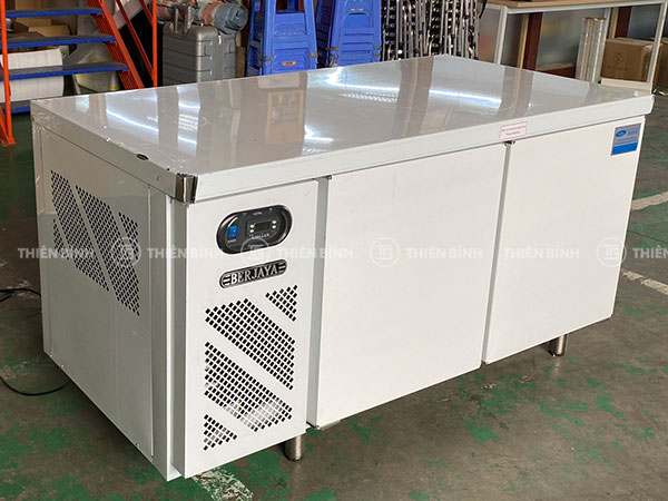 Mặt bàn sơ chế của bàn mát Berjaya1m2 BS2DC4Z