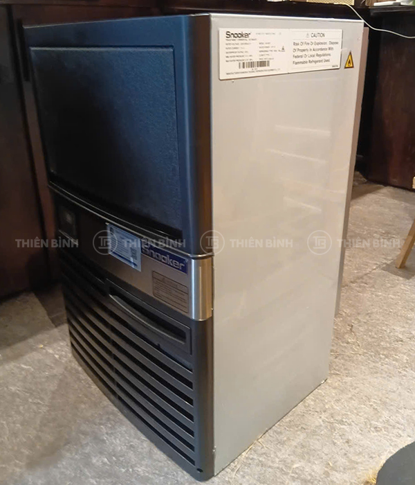 Máy làm đá viên mini 36kg/ngày Snooker SK-80P - ảnh 3 Thân Máy làm đá viên Snooker SK-80P