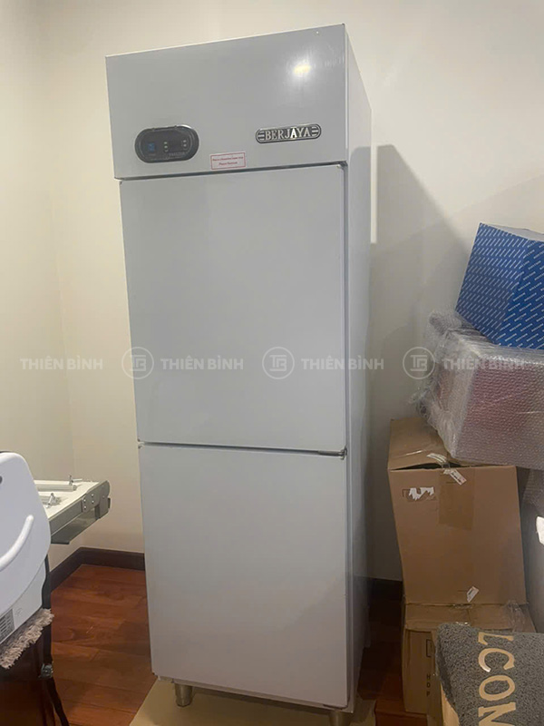 Tủ đông 2 cánh Berjaya BS2DUF/Z  trang bị hệ thống làm lạnh hiện đại