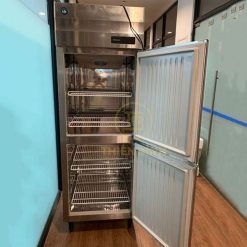 Tủ đông đứng 2 cánh Hoshizaki HF-78MA-S - ảnh 6 Tủ đông đứng 2 cánh Hoshizaki HF-78MA-S