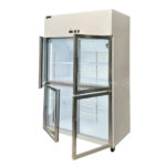 Với thiết kế đẹp sang trọng kết hợp với 4 bánh xe ở chân tủ giúp người dùng dễ dàng di chuyển thiết bị đến các vị trí khác.
