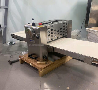 Máy cán bột 2 chiều Heng Wu HW-400TF