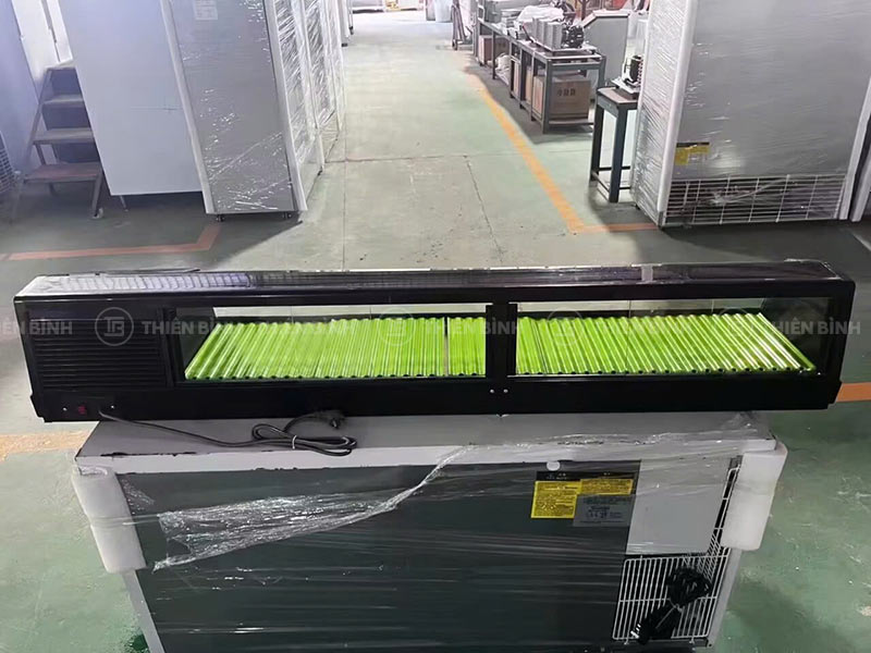 Mặt sau tủ trưng bày sushi CSS1.5LC