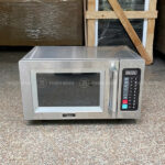 Mặt trước lò vi sóng công nghiệp 25L Midea 1025FLE-EU