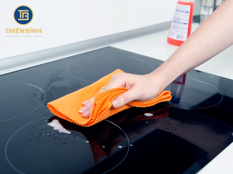 Hướng dẫn chi tiết cách sử dụng bếp từ Sunhouse đúng cách - ảnh 6 Cách vệ sinh và bảo quản bếp từ Sunhouse