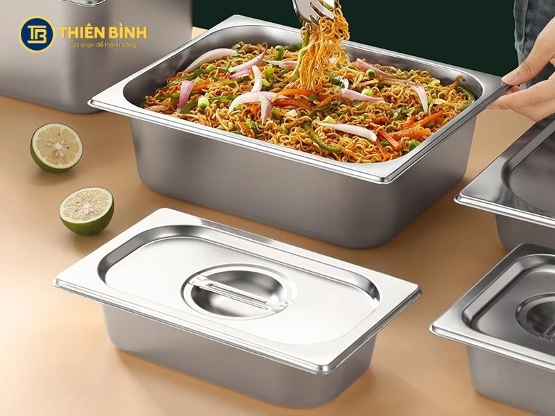 Ưu điểm và ứng dụng của khay inox GN
