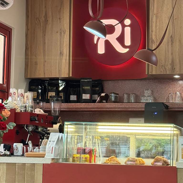 Cung cấp thiết bị bếp cho Ristreet Café tại Thảo Điền - ảnh 3 quay pha che ristreet cafe