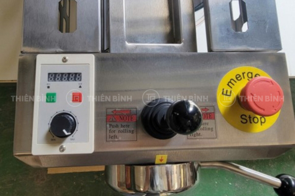 Máy cán bột 2 chiều để bàn Hongling MT500 - ảnh 2 Ảnh máy cán bột Hongling MT500