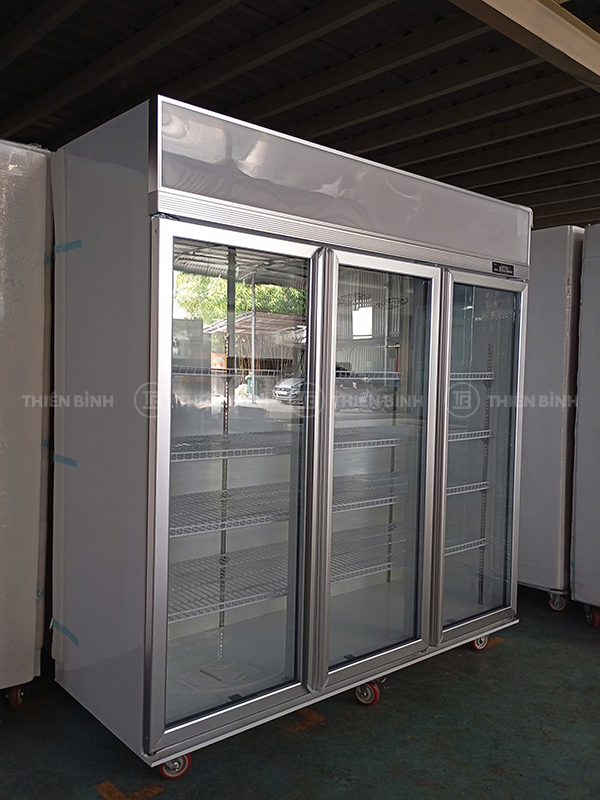 Tủ mát 3 cánh kính Lightcool LC-3K1600C (máy nén trên) - ảnh 3 anh tu mat lightcool lc 3k1600c may nen tren