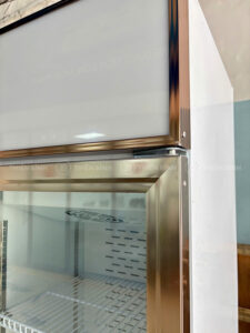 Tủ mát 1 cánh kính Lightcool LC-1K400C (màu trắng) - ảnh 5 Bản lề tủ Lightcool LC-1K400C