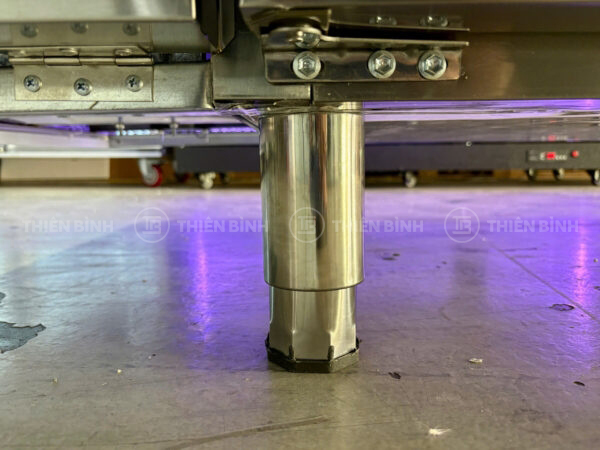 Bàn đông 2 chế độ đông hoặc mát 2 cánh 1m2 Lightcool LC-1275F (inox 430) - ảnh 4 Chân bàn đông Lightcool LC-1275F