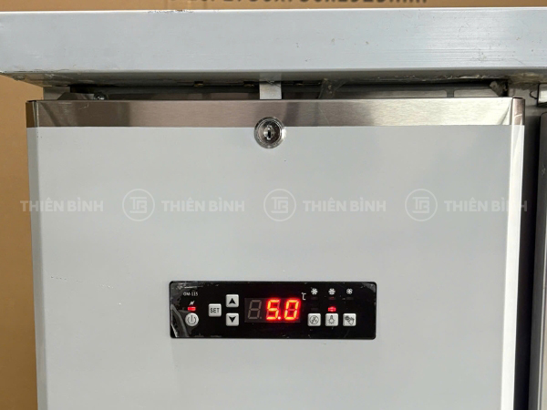 Điều khiển điện tử của bàn đông Lightcool LC-2K1875F (inox 201)