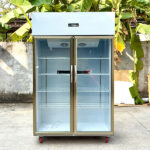 Mặt trước tủ mát 2 cánh kính Lightcool LC-2K1100C inox 430