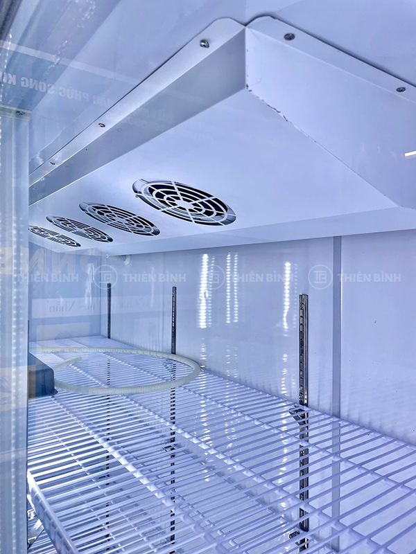 Tủ mát 3 cánh kính Lightcool LC-3K1600C (máy nén trên) - ảnh 5 quat gio trong tu mat lightcool lc 3k1600c
