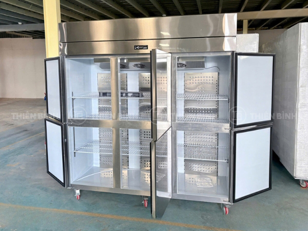 Tủ đông 2 chế độ đông hoặc mát 6 cánh inox Lightcool LC-6I1253F - ảnh 3 Tủ đông Lightcool LC-6I1253F thiết kế kiểu dáng hiện đại