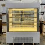 Tủ trưng bày bánh 5 tầng 1m5 Lightcool LC-1500V-5T