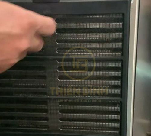 Bàn mát 2 cánh inox Hoshizaki RT-126MA-S - ảnh 2 Bàn mát Hoshizaki RT-126MA-S