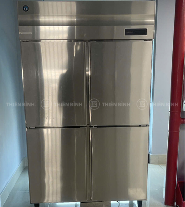 Tủ mát đứng 4 cánh Hoshizaki HR-126MA-S - ảnh 1 Hình ảnh thực tế tủ mát Hoshizaki HR-126MA-S