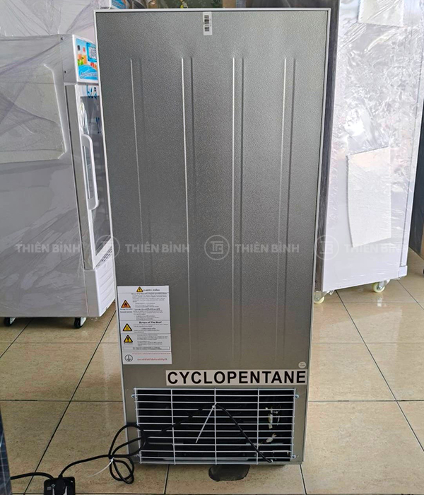 Tủ mát 1 cánh kính Sanden SPC-0250 - ảnh 4 Lưng tủ mát Sanden SPC-0250