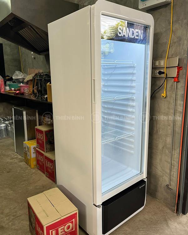 Tủ mát 1 cánh kính Sanden SPC-0270 - ảnh 2 Thân tủ mát Sanden SPC-0270