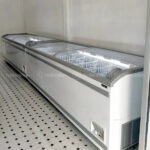 Tủ đông nằm kính cong Sanden SNC-0855 có đèn led chiếu sáng