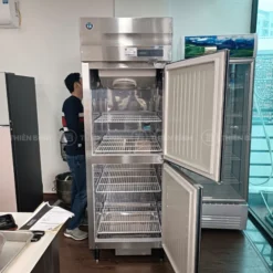 Tủ đông đứng 2 cánh Hoshizaki HF-78MA-S - ảnh 9 Khoang bảo quản dung tích 569L