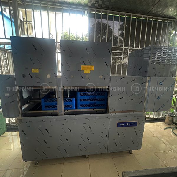 Máy rửa bát băng chuyền Ozti OBK 2000